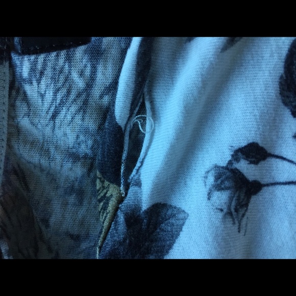 ZARA Man Floral T-Shirt - Picture 3 of 3